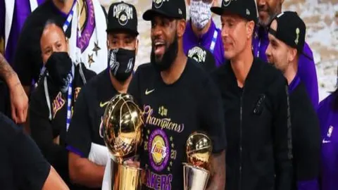 西班牙客场面对荷兰战绩惨淡，5次对决仅1平4负颗粒无收