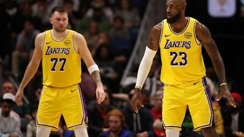 意甲3月最佳球员候选人：巴雷拉、法乔利、多夫比克榜上有名